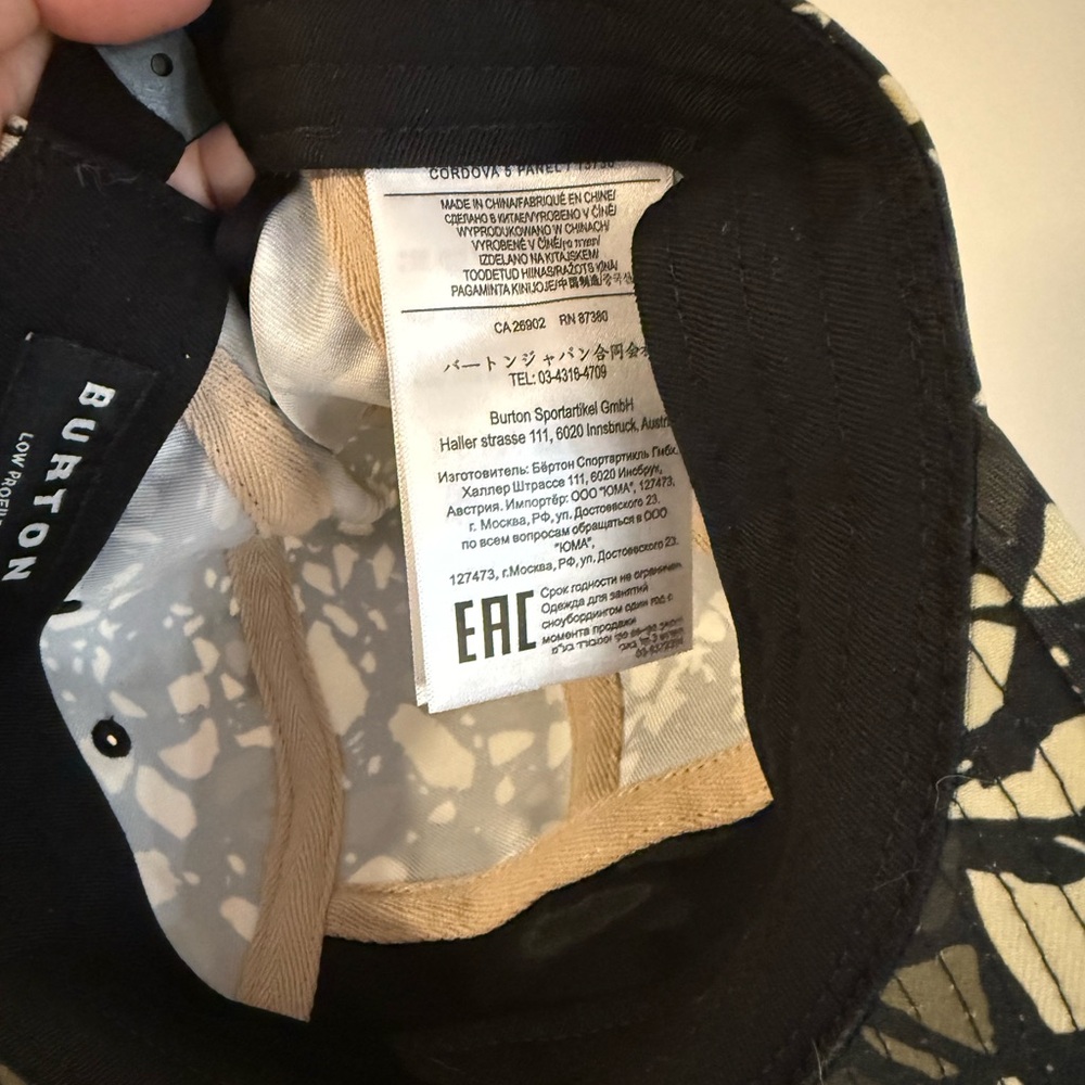 Burton Black & Cream Splatter 5-Panel Cap- NEW - Picture 4 of 5